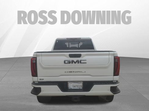 Used 2024 GMC Sierra 2500 Denali Ultimate AWD/4WD image 7