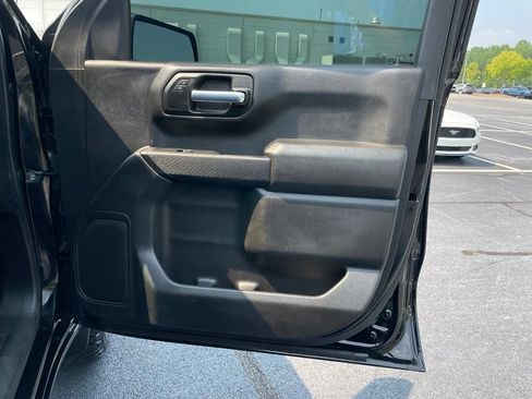 Used 2020 Chevrolet Silverado 1500 Custom Trail Boss w/ Custom Convenience Package AWD/4WD image 31