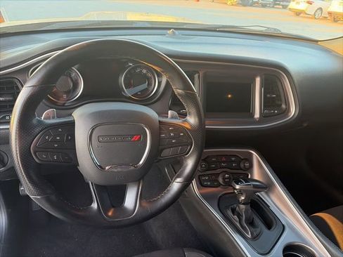 Used 2020 Dodge Challenger R/T RWD image 6