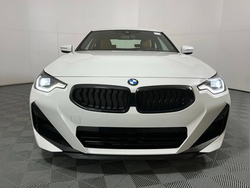 Used 2025 BMW 230i xDrive Coupe w/ M Sport Package AWD/4WD image 3