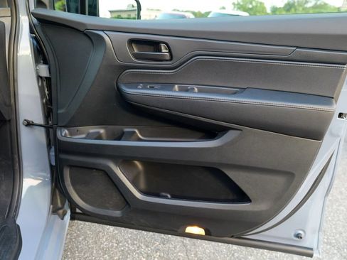 Used 2023 Honda Odyssey Sport image 32