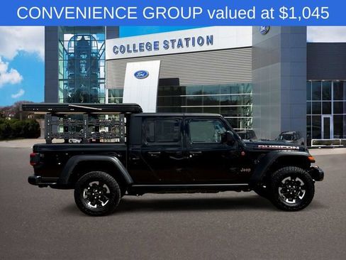 Used 2024 Jeep Gladiator Rubicon w/ Technology Group image 5