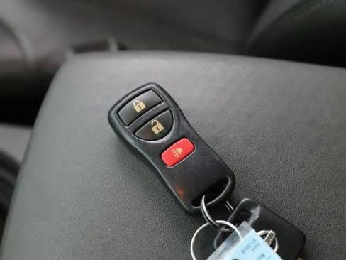 Used 2010 Nissan Xterra SE w/ Protection Pkg A AWD/4WD image 18