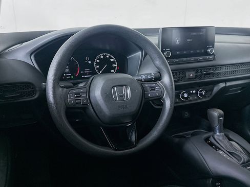 Used 2025 Honda HR-V LX image 18