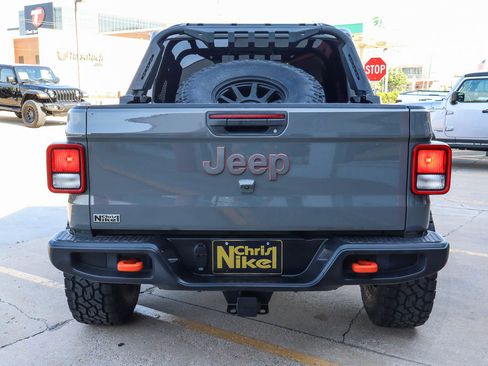 Used 2020 Jeep Gladiator Mojave w/ Trailer Tow Package AWD/4WD image 14