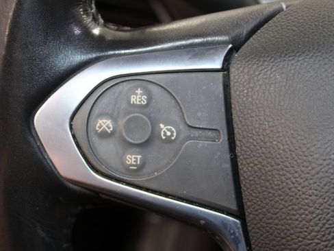 Used 2021 Chevrolet Traverse LT AWD/4WD image 22