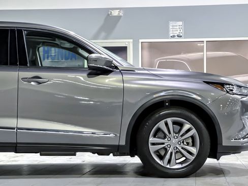 Used 2023 Acura MDX SH-AWD image 35