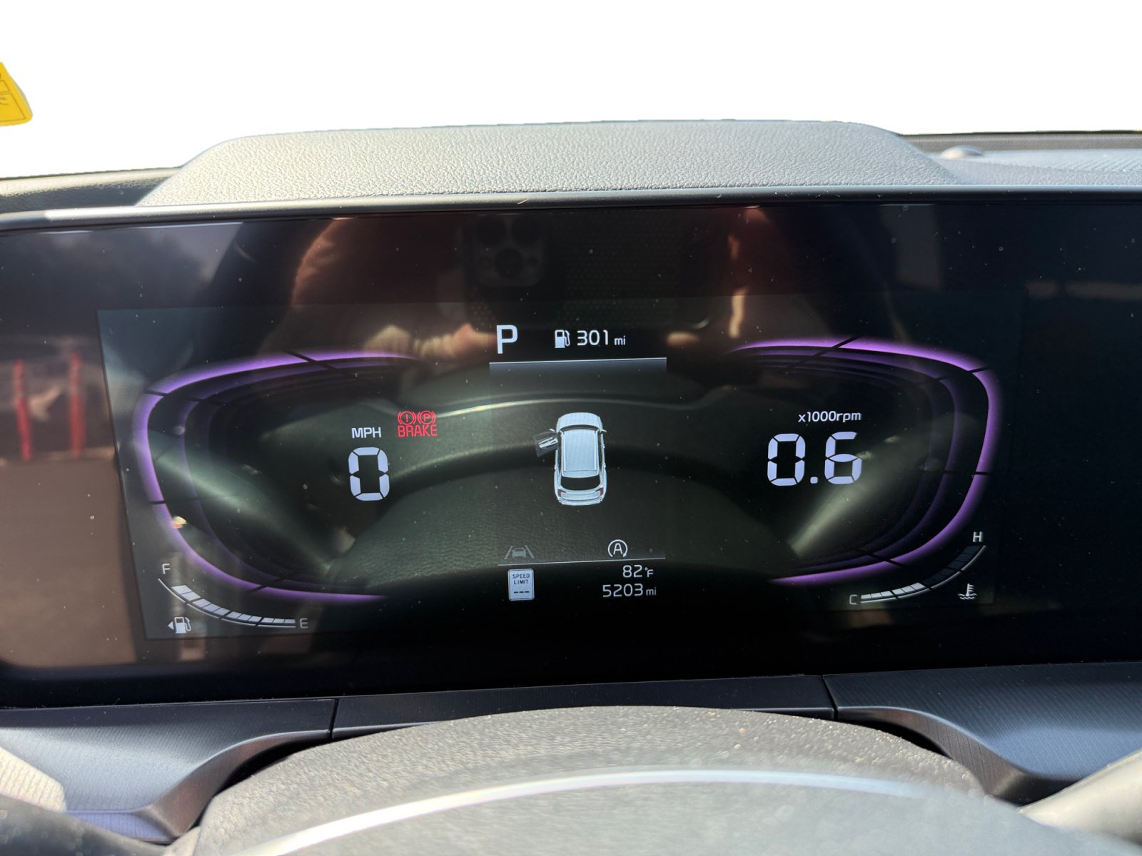Used 2024 Kia Telluride S FWD image 11