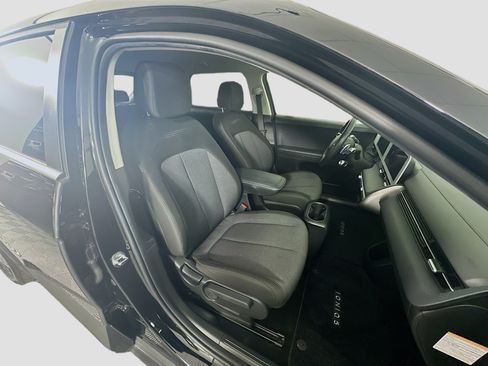 Used 2024 Hyundai Ioniq 5 SEL RWD image 31