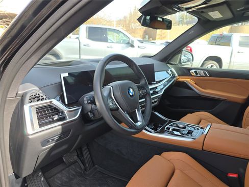 Used 2026 BMW X5 xDrive50e w/ Premium Package AWD/4WD image 23
