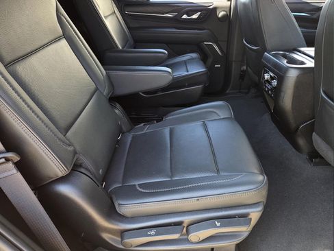 Used 2022 GMC Yukon Denali w/ Denali Ultimate Package AWD/4WD image 34