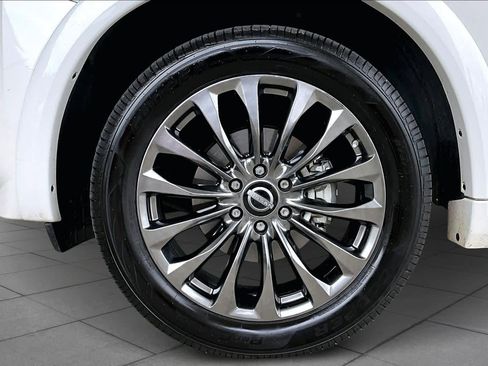 Used 2021 Nissan Armada Platinum w/ Captain's Chairs Package image 10