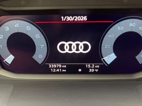Used 2025 Audi Q3 2.0T Premium AWD/4WD image 61
