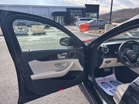 Used 2021 Mercedes-Benz E 450 4MATIC All-Terrain Wagon image 18