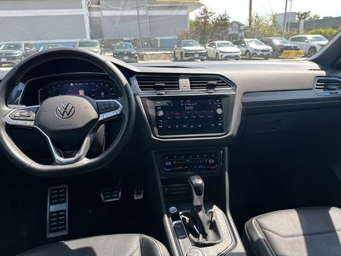 Certified 2023 Volkswagen Tiguan SEL R-Line AWD/4WD image 17
