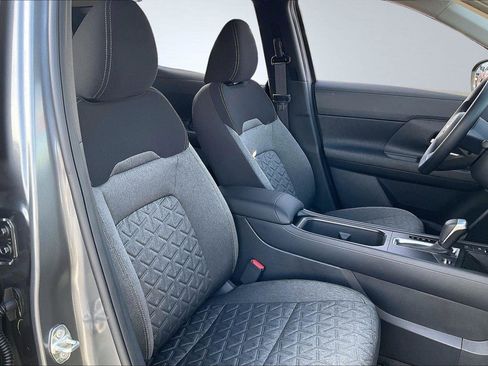 New 2026 Nissan Kicks SV image 8