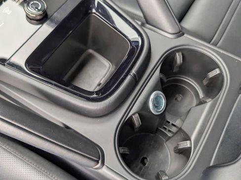 Certified 2025 Porsche Cayenne Turbo image 24