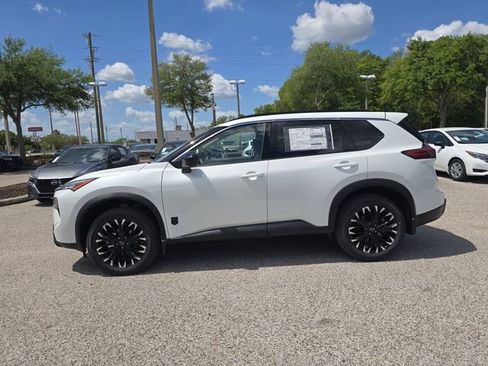 New 2026 Nissan Rogue SV FWD image 5