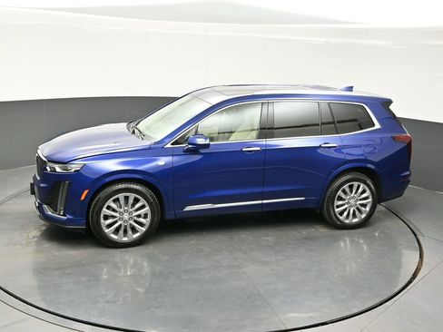 New 2025 Cadillac XT6 Premium Luxury w/ LPO, Floor Liner Package image 38