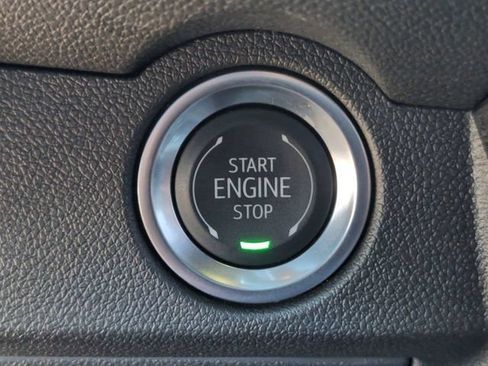 Certified 2025 Chevrolet Traverse Z71 AWD/4WD image 17
