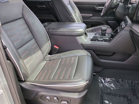 Used 2023 GMC Sierra 1500 AT4X AWD/4WD image 41