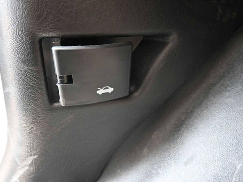 New 2024 GMC Savana 4500 w/ Power Convenience Package RWD image 41