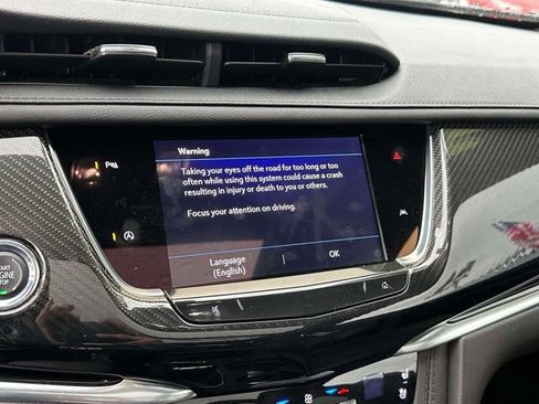 Used 2024 Cadillac XT6 Sport image 31