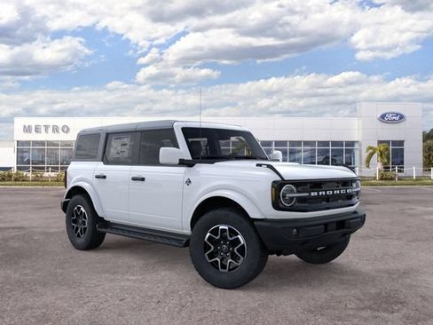 New 2026 Ford Bronco Outer Banks AWD/4WD image 7