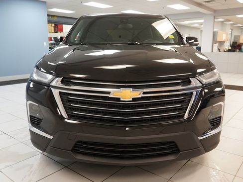 Used 2023 Chevrolet Traverse LT image 17