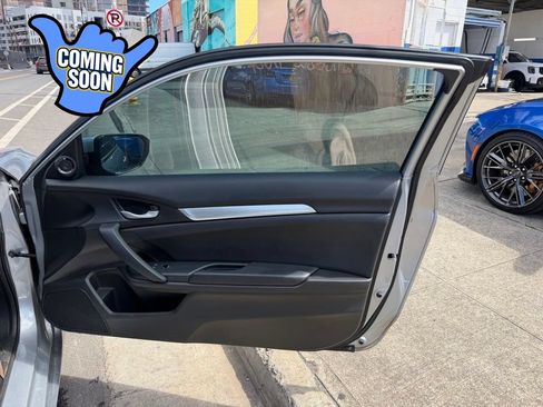 Used 2020 Honda Civic Sport image 13