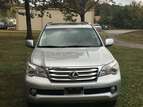 Used 2011 Lexus GX 460 image 8