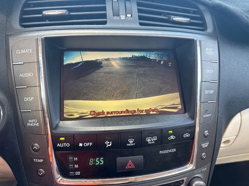 Used 2010 Lexus IS 250C image 15