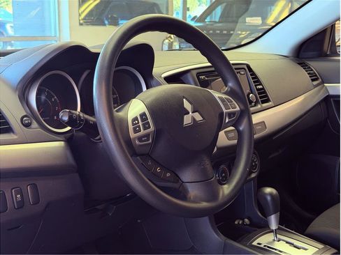 Used 2014 Mitsubishi Lancer ES FWD image 21