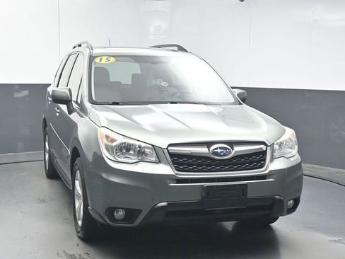 Used 2015 Subaru Forester 2.5i Limited AWD/4WD image 2