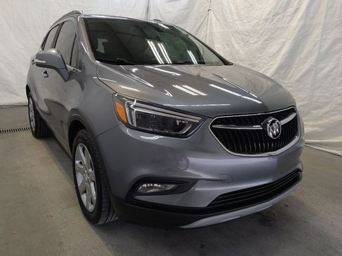 Used 2019 Buick Encore Essence w/ Experience Buick Package FWD image 13