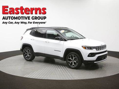 Used 2025 Jeep Compass Limited AWD/4WD image 48