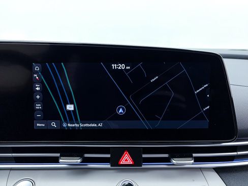 Used 2022 Hyundai Elantra Limited image 7