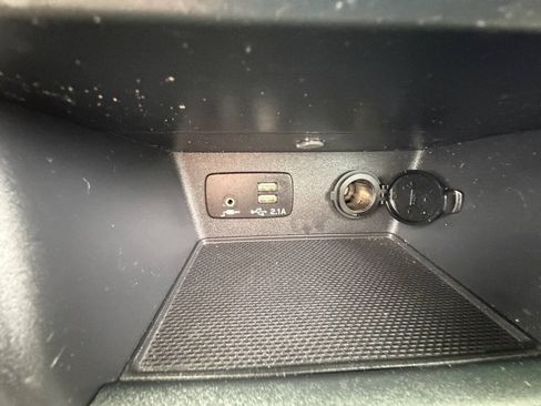 Used 2022 Subaru Forester AWD/4WD image 23