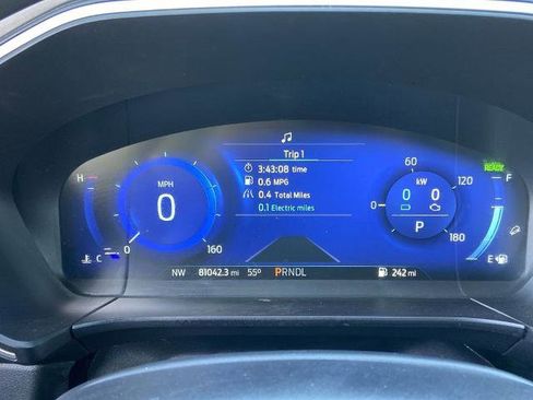 Used 2020 Ford Escape SE Sport image 7