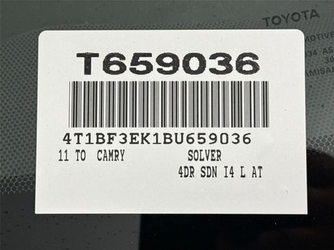 Used 2011 Toyota Camry image 39