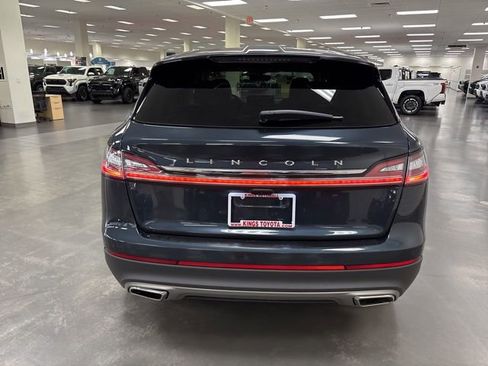 Used 2023 Lincoln Nautilus Reserve AWD/4WD image 7