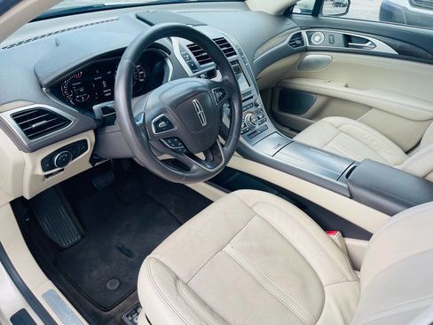 Used 2017 Lincoln MKZ Reserve w/ Luxury Package image 19