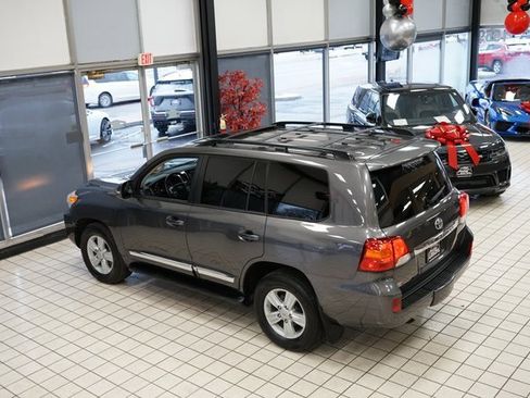 Used 2013 Toyota Land Cruiser image 65