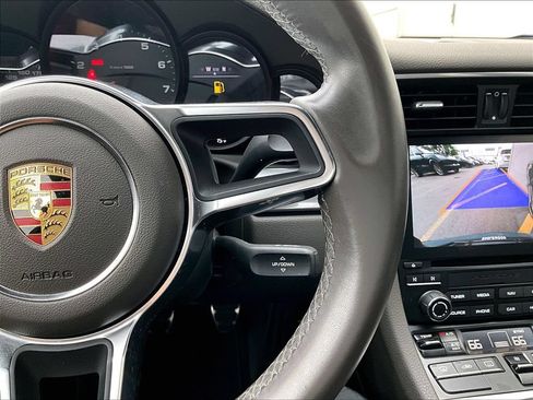 Used 2018 Porsche 911 Carrera RWD image 21