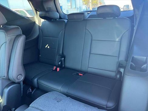 New 2026 Chevrolet Traverse LT w/ Driver Confidence Package image 11