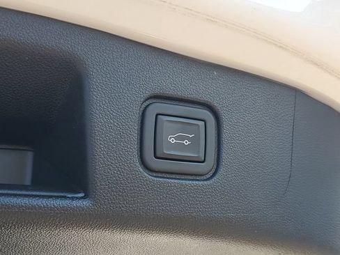 Certified 2024 Chevrolet Blazer EV LT AWD/4WD image 9