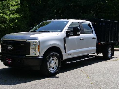 Used 2023 Ford F350 XL RWD image 6