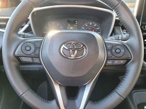 Used 2024 Toyota Corolla SE image 27