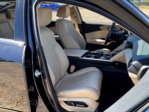 Used 2023 Acura TLX w/Advance Package image 8