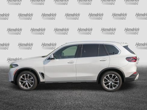 Used 2024 BMW X5 xDrive40i AWD/4WD image 6
